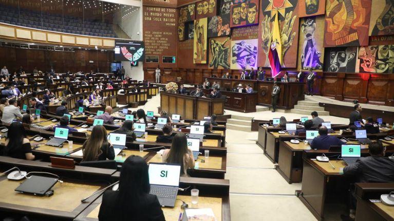 Asamblea aprueba reforma para eliminar financiamiento de partidos políticos