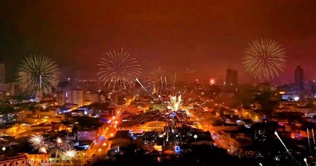Pirotecnia en Ecuador: de fiesta popular a código criminal 