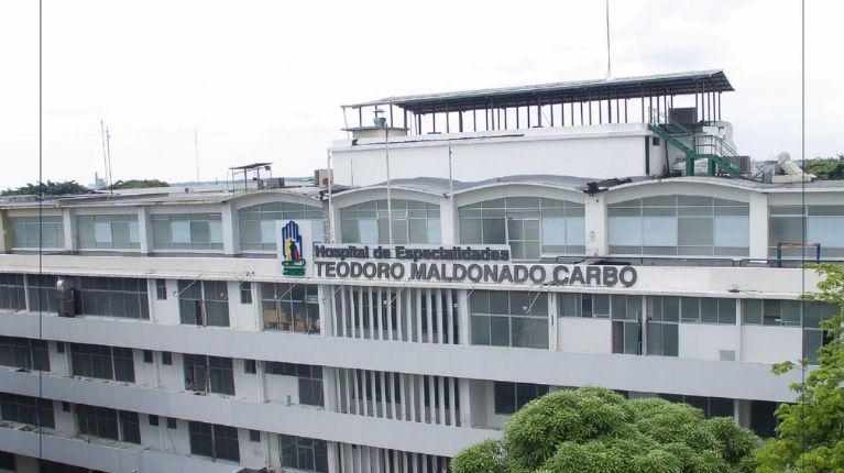 Médicos residentes son despedidos tras festejo no autorizado dentro del Teodoro Maldonado Carbo en Guayaquil