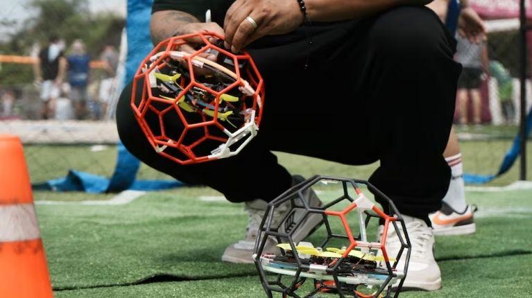 Drone Soccer aterriza en Ecuador: fútbol y tecnología al siguiente nivel