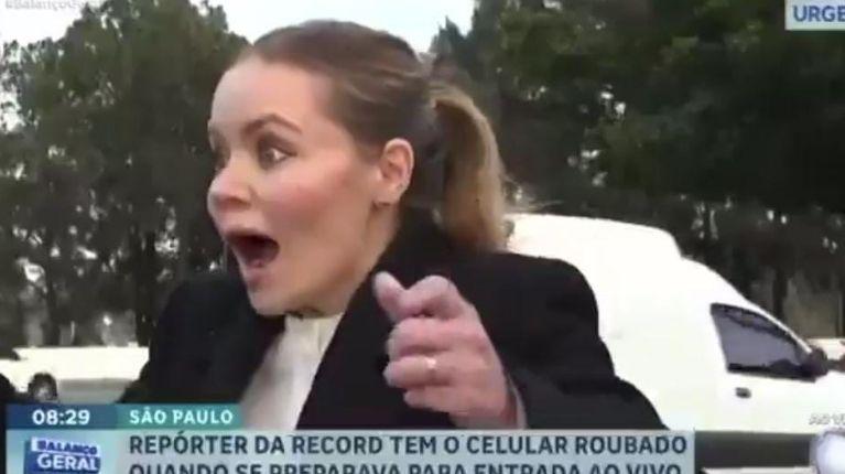 Asalto a periodista en vivo en São Paulo