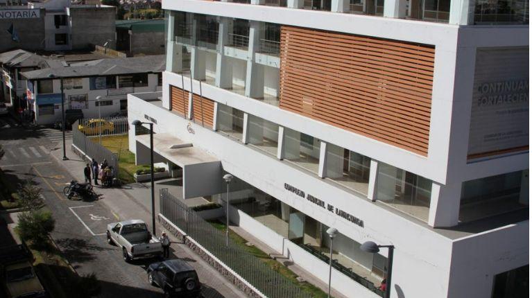 Juez de La Maná que liberó a presunto integrante de &#8216;Los Lobos&#8217; detenido en una &#8216;narcovivienda&#8217; será investigado