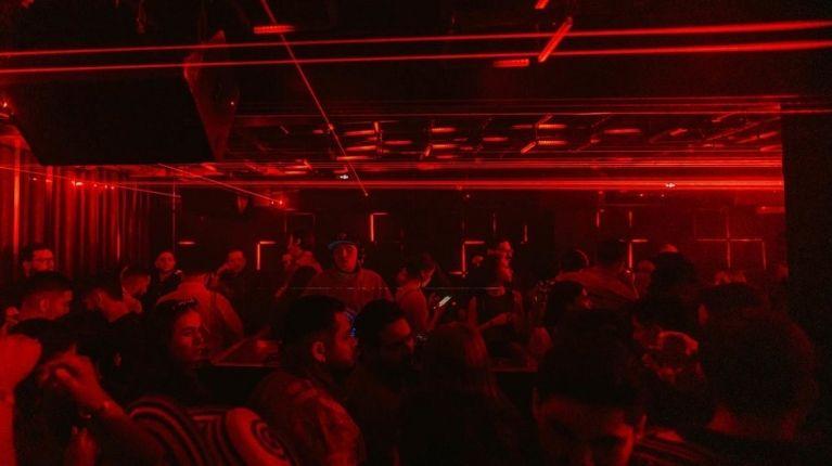 Perro Negro Experience llega a Quito y Cuenca con su energía urbana