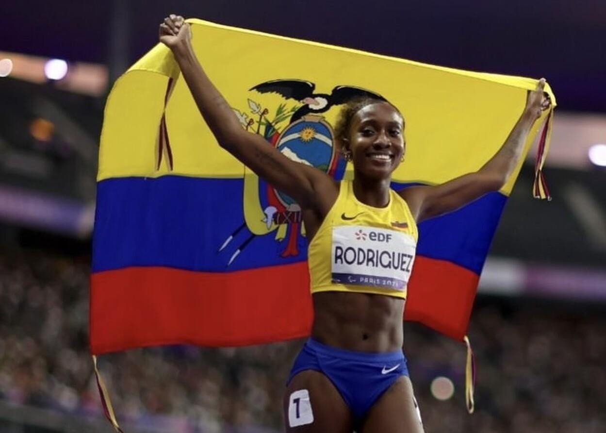 Kiara Rodríguez hace historia y se convierte en tricampeona mundial de paratletismo