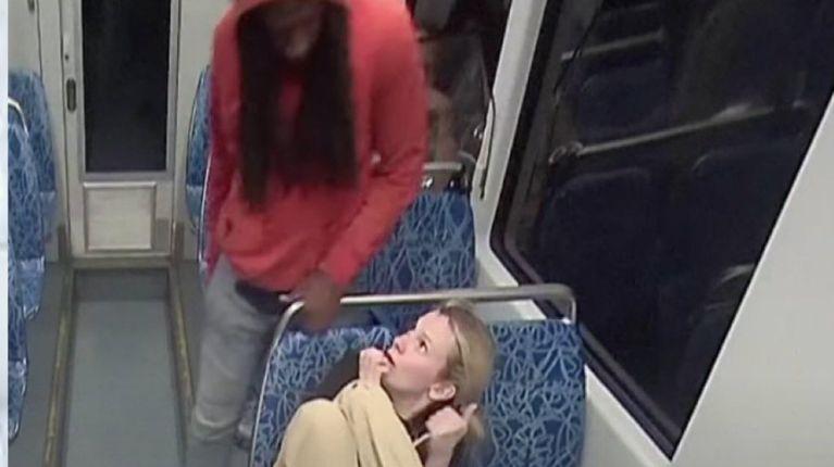 Hombre acusado de matar a refugiada ucraniana en un tren en Estados Unidos podría ser condenado a muerte