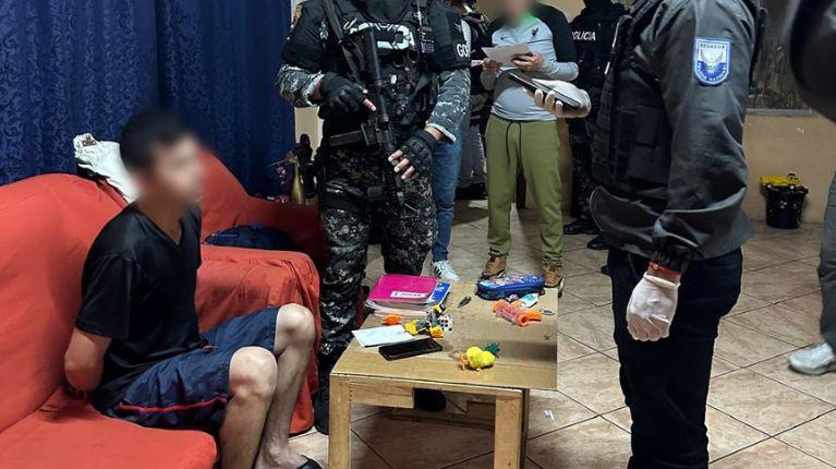 Sujeto detenido en Milagro por pornografía infantil almacenaba gráficas Hentai: ¿Qué es este tipo de contenido?