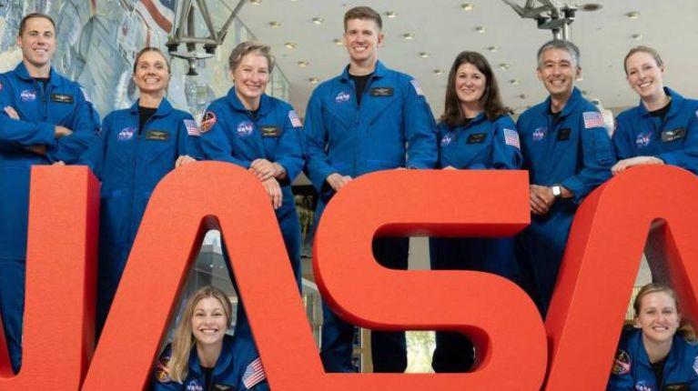 La NASA seleccionó a 10 nuevos aspirantes a astronautas: ¿quiénes son y para qué misión se preparan?