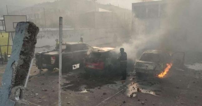 Manifestantes destruyen cuartel de Policía en Otavalo: policías y militares heridos, 15 detenidos