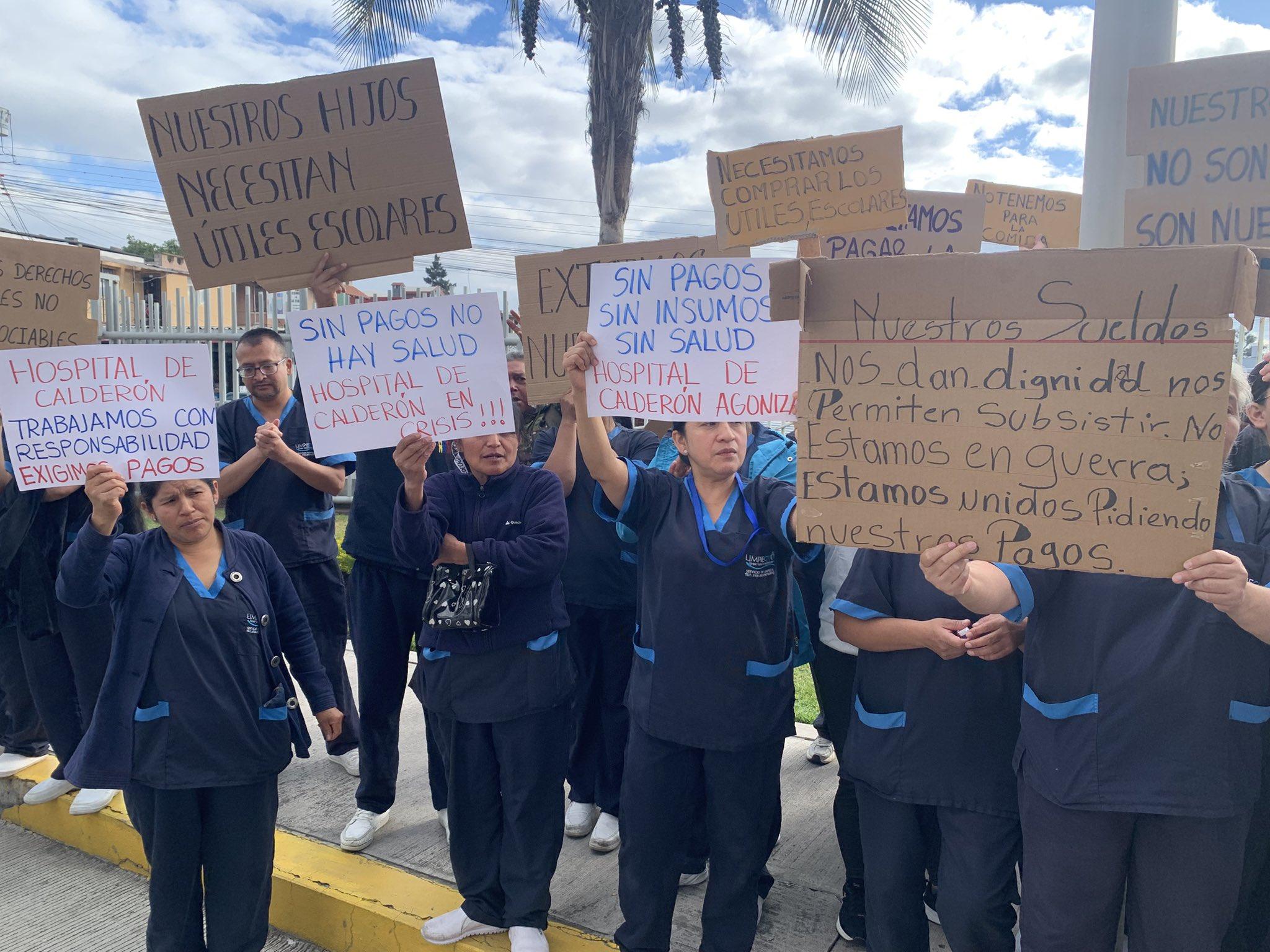 Nueva protesta por falta de pago a servicio de limpieza de Hospital Docente de Calderón