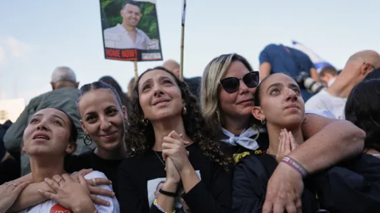 Hamás libera a los últimos 20 rehenes israelíes vivos tras inicio de un acuerdo de paz en Gaza