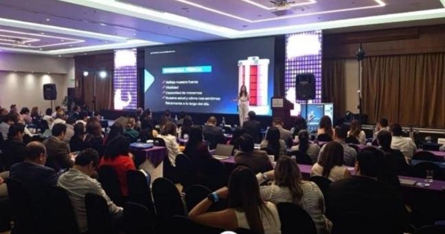 Innova 4 Business, un espacio donde las ideas se convierten en estrategias y se reconocen liderazgos