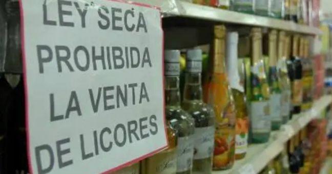Rige la Ley Seca en Ecuador: restricciones por la consulta