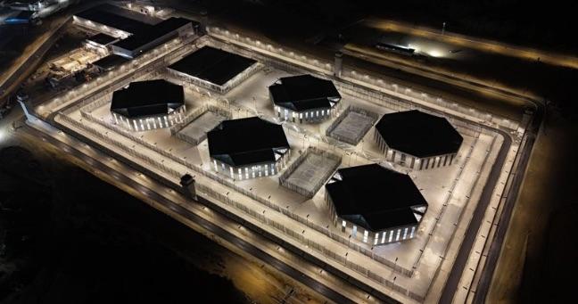 Gobierno publica foto: Cárcel del Encuentro finaliza obras