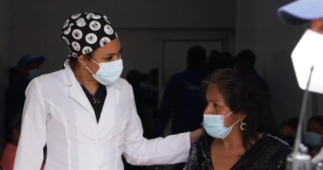 Casos de COVID-19 aumentan en Ecuador