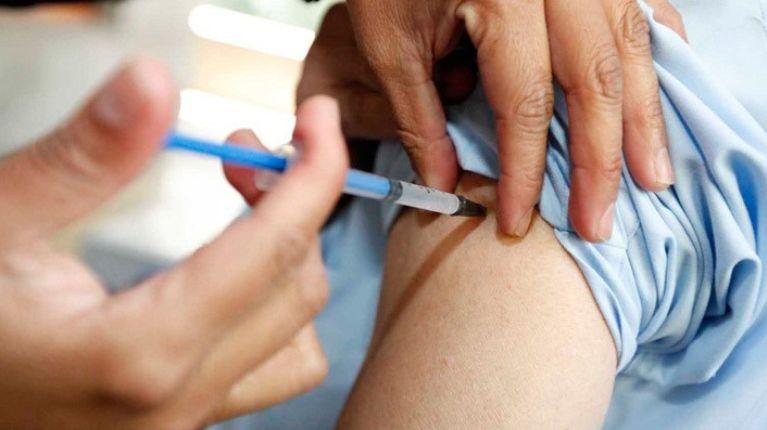 Vacuna contra la influenza para todos los grupos poblacionales, desde este 24 de diciembre