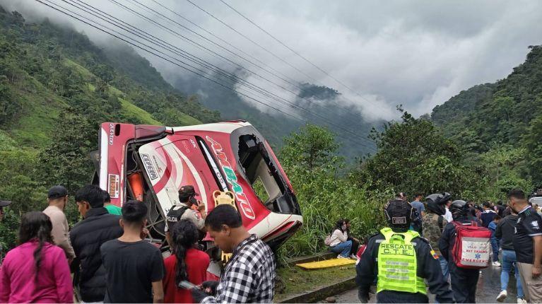 Un muerto y más de 20 heridos tras accidente de un bus interprovincial