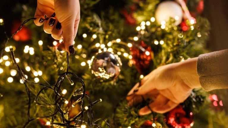 ¿Cuánta electricidad consumen los ecuatorianos en Navidad y Fin de Año?