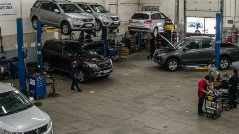 SRI: del 1 al 7 de enero de 2026 estará suspendido el cobro de impuestos vehiculares