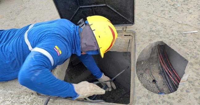 Imagen de la noticia: Robo de cables deja sin luz a sectores de Manta, Manabí
