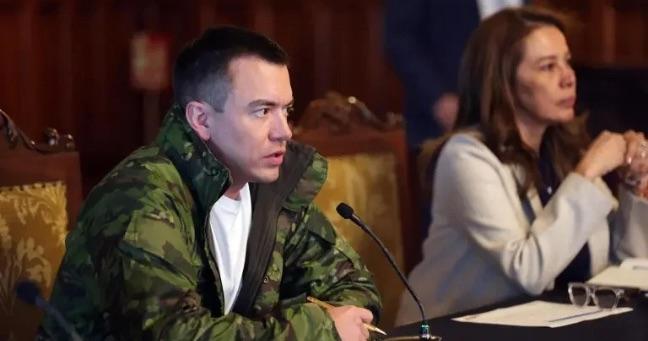 Imagen de la noticia: Daniel Noboa regresa de urgencia al Ecuador