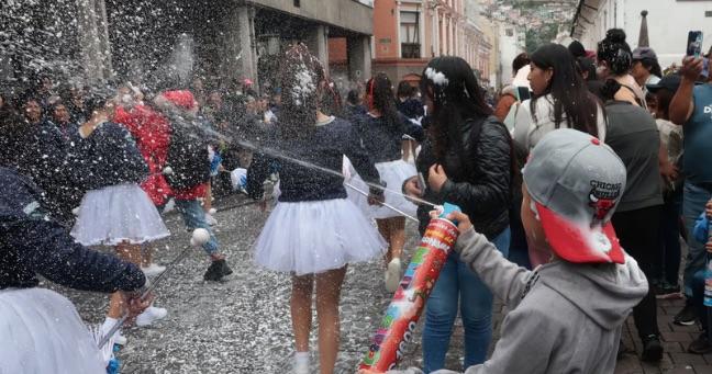 Carnaval 2026 en Ecuador tendrá cuatro días de descanso