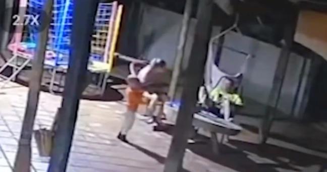 Niño de dos años mata accidentalmente a su madre en Brasil