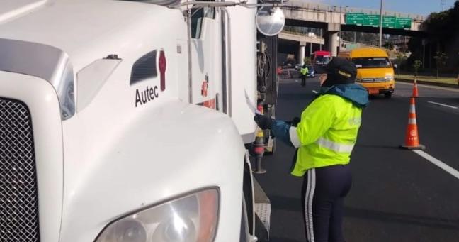 Imagen de la noticia: Pico y placa en Quito: sanciones y restricciones para este jueves 22 de enero