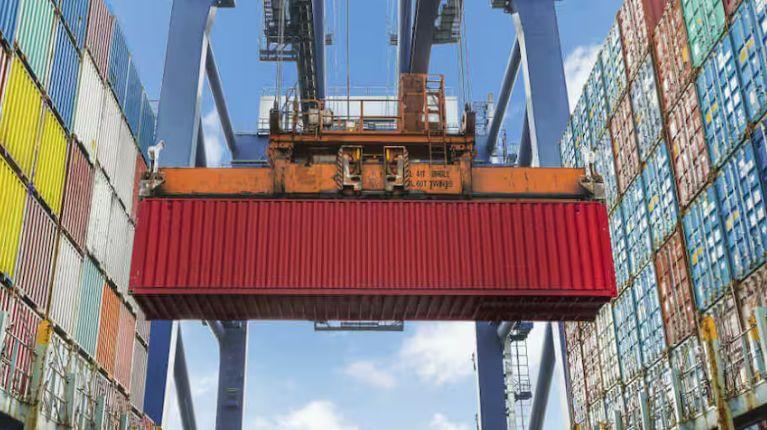 Imagen de la noticia: Colombia también aplicará un arancel del 30% a productos de Ecuador