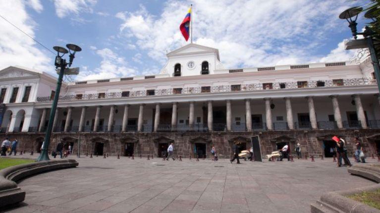 Ecuador inició el 2026 con reservas internacionales altas y un riesgo país por debajo de los 500 puntos