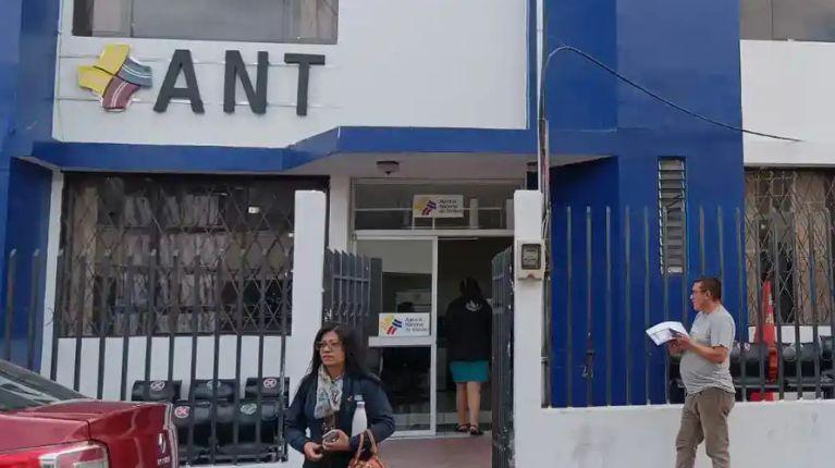 Imagen de la noticia: Oficinas de la ANT estarán cerradas por 30 días en todo el país