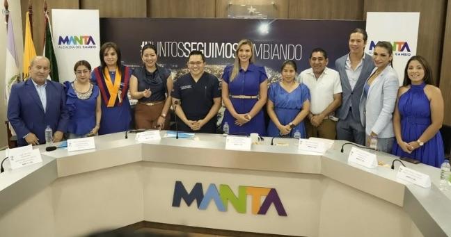 Alcaldía de Manta presenta Agenda “Azul” por autismo