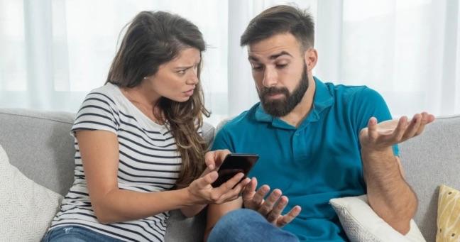 ¿Mujeres tienen un sexto sentido para detectar infidelidades o solo imaginan cosas?: esto dicen los expertos