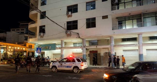 Mujer es asesinada en edificio de Manta, Manabí