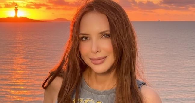 Erika Vélez responde a críticas por su físico (VIDEO)