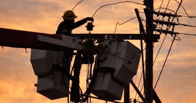 Continúan cortes de luz “inesperados”: ¿qué dice CNEL?