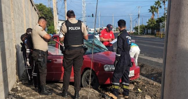 Accidente en vía Manta-Rocafuerte deja un fallecido