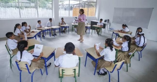 Regreso a clases 2026: más de 1,8 millones de estudiantes inician ciclo en Costa y Galápagos