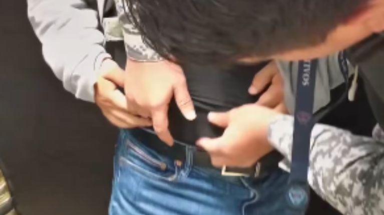 Ecuador: hombre intentó ingresar con 40 iPhones adheridos a su abdomen