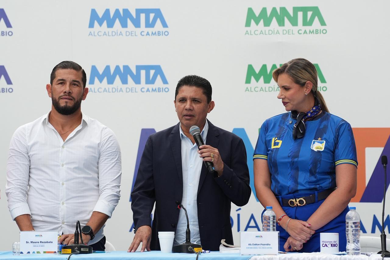 Nueva tribuna del estadio Jocay llevará el nombre de José Delgado tras aprobación del Concejo de Manta
