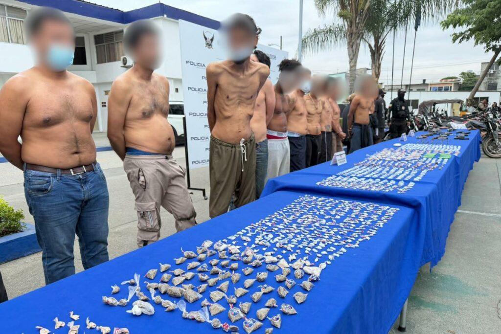 Imagen de la noticia: Nuevo operativo deja dieciocho detenidos y un menor aislado en Guayaquil y Durán: conozca los detalles