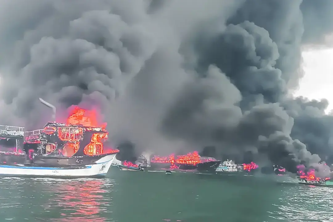 Imagen de la noticia: La sombra del narcotráfico reaparece tras incendio en Manta