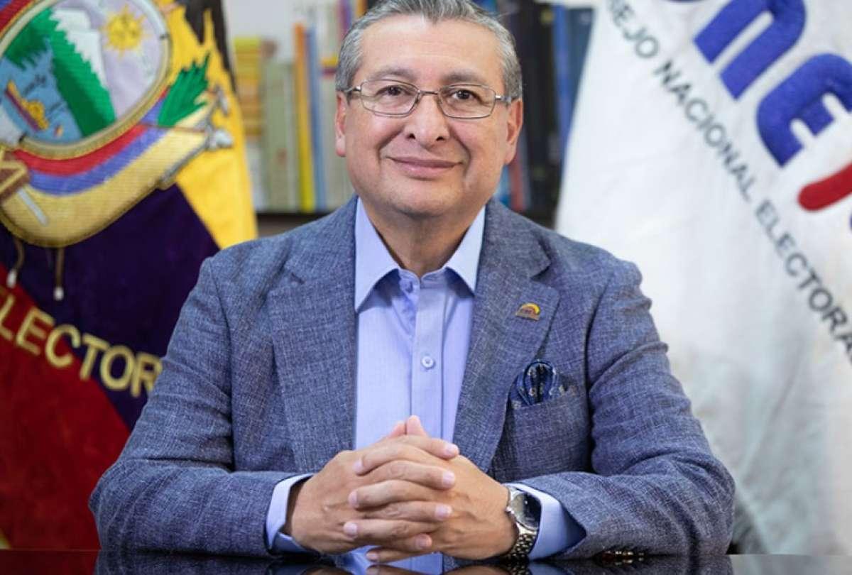 José Cabrera asume la presidencia del CNE: Diana Atamaint deja el cargo