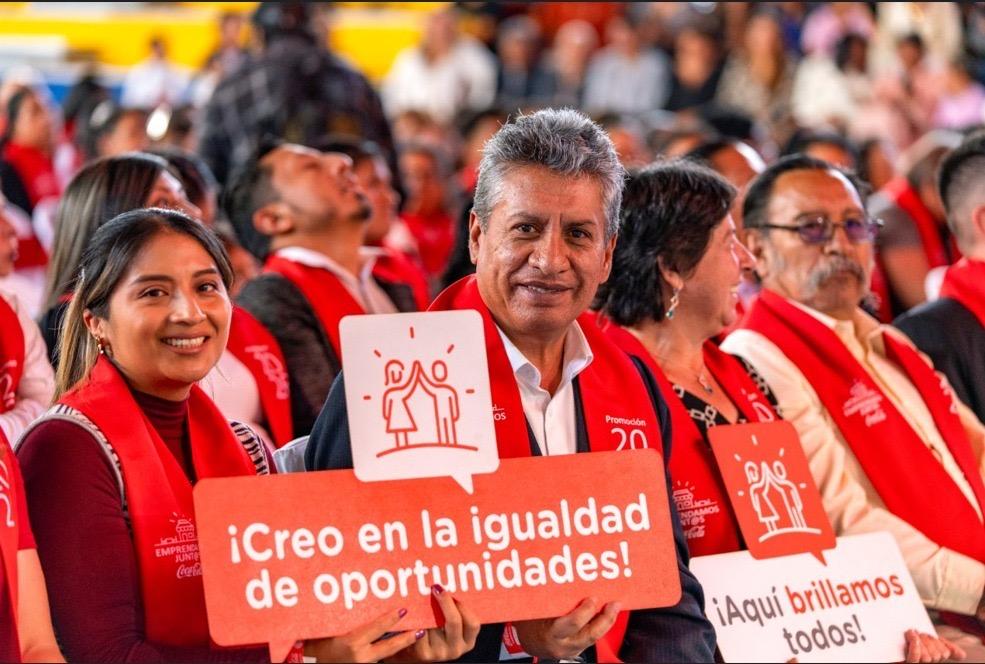 Más de 2.700 emprendedores culminaron su formación en la séptima edición de Emprendamos Junt@s