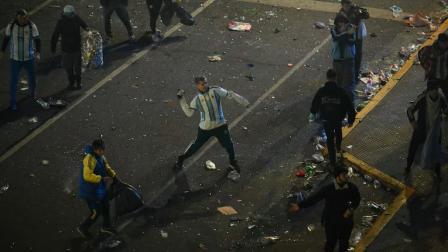 Derrota de Argentina desata disturbios: enfrentamientos dejan detenidos y policías heridos en Buenos Aires