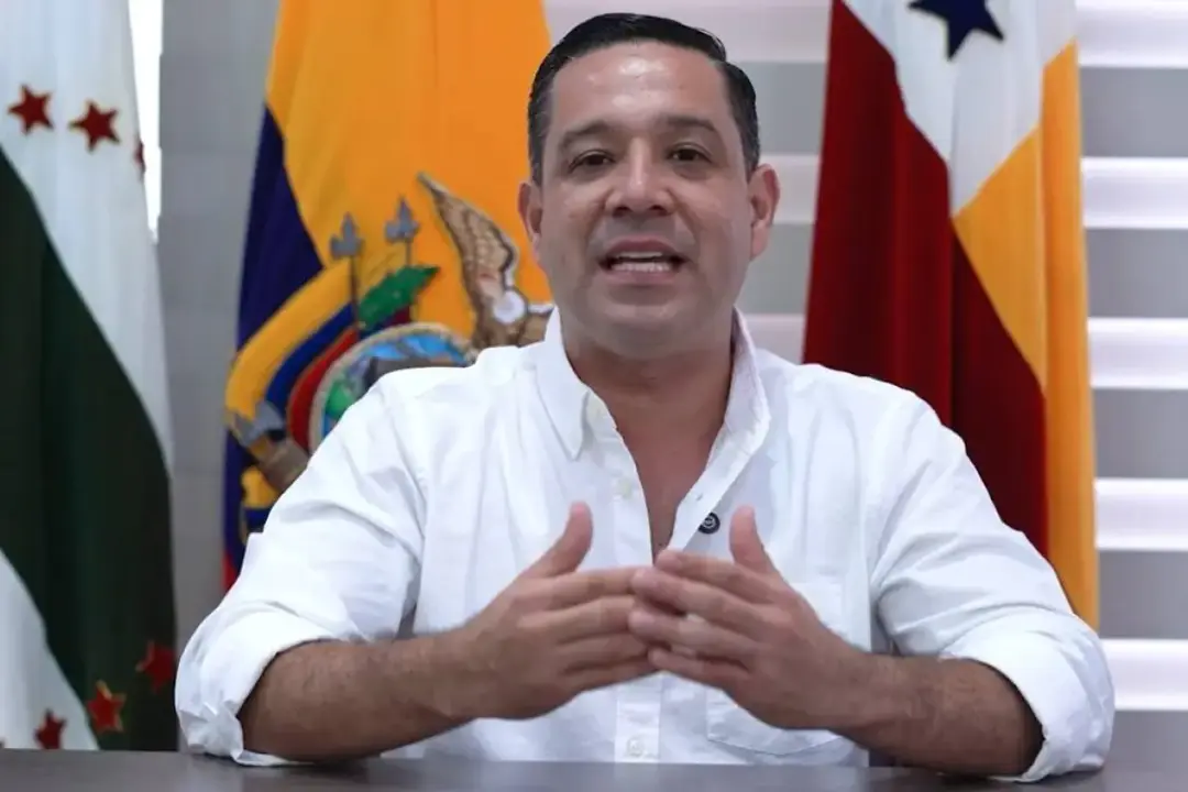 Imagen de la noticia: Elecciones seccionales 2026: Leonardo Rodríguez, alcalde de Chone, declina su candidatura a la Prefectura de Manabí