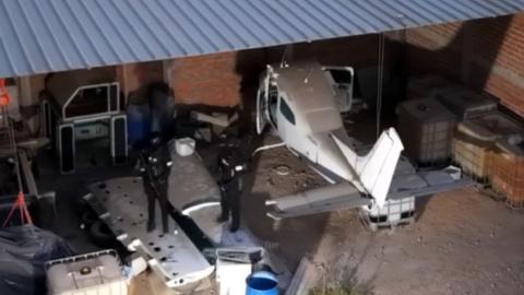 Megaoperativos golpean a Los Lobos y Los Choneros: más de 20 detenidos y $1 millón incautado