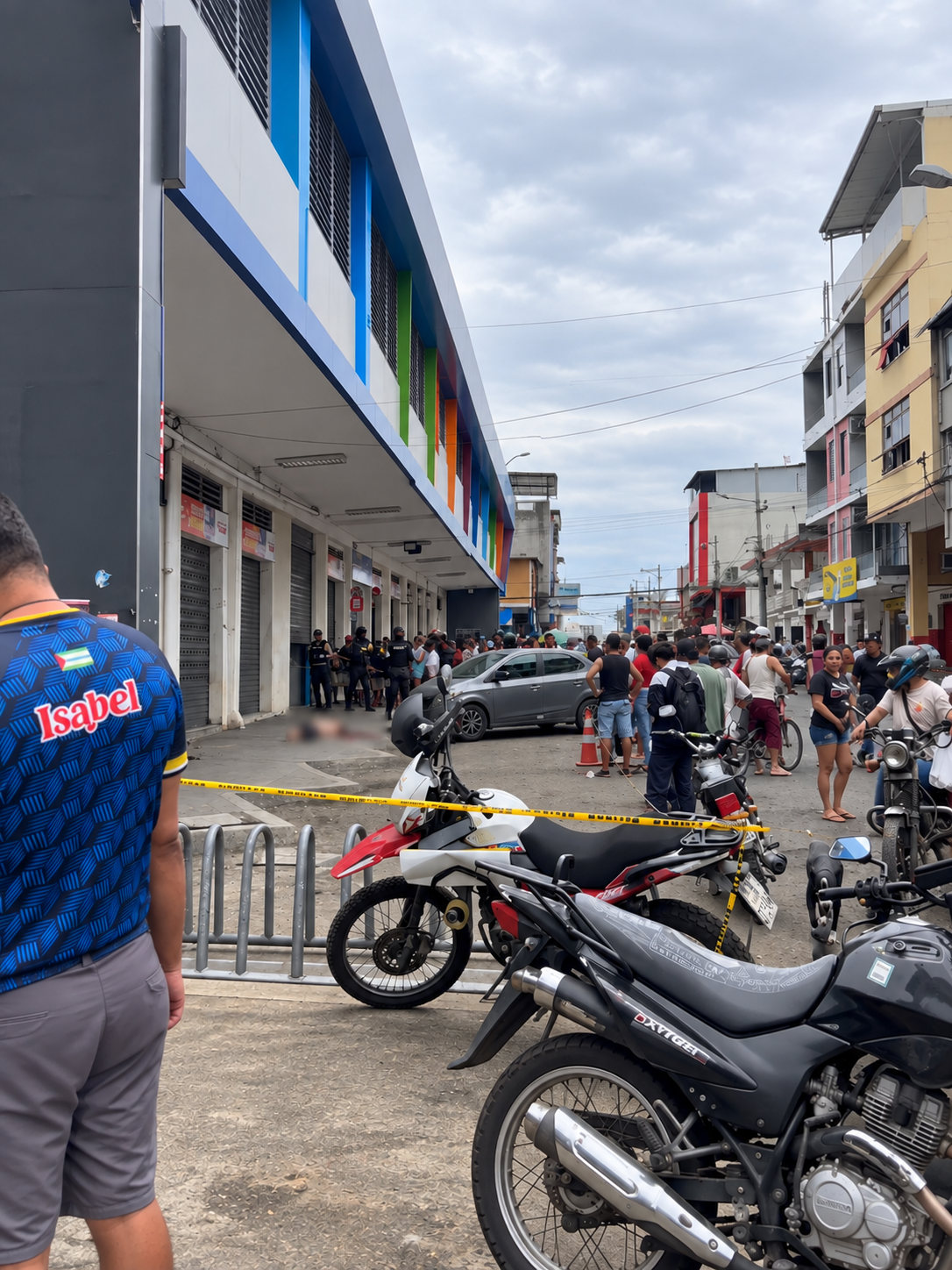 Violencia en Manabí: sicarios atacan a bala en un mercado de Manta este lunes, 14 de septiembre