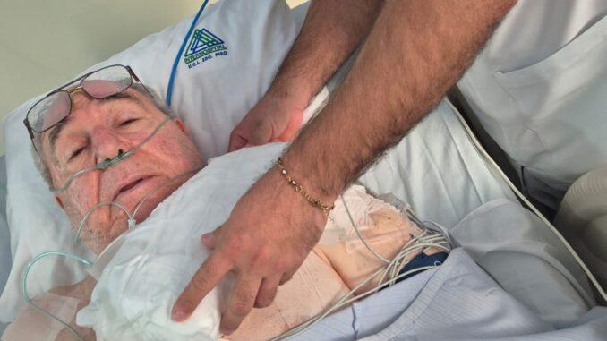 Imagen de la noticia: Ordenan aprehensión de Abdalá Bucaram tras audiencia fallida