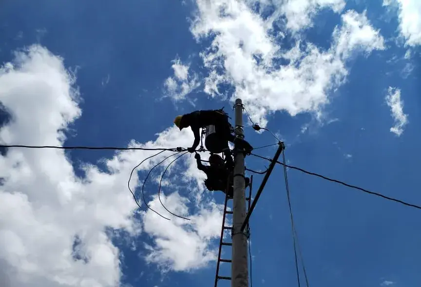 Cortes de luz en Manta se reportan desde varios sectores este jueves, 17 de septiembre