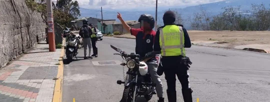 Pico y Placa en Quito: ¿qué vehículos no circulan este lunes?